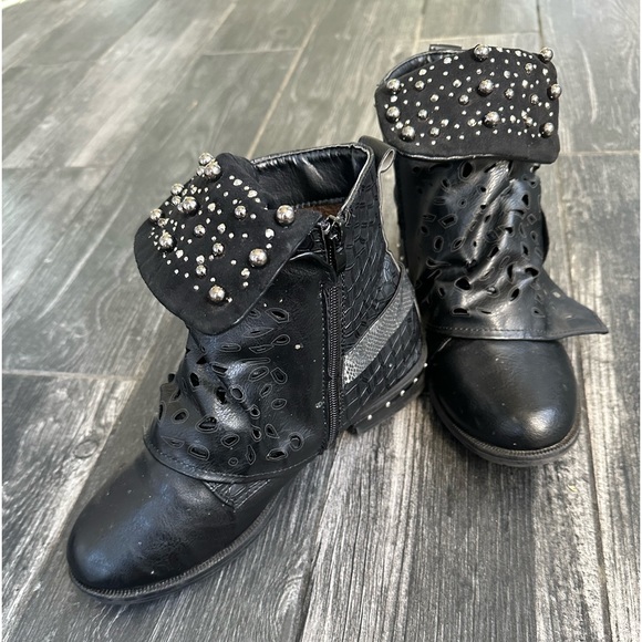 Unique Balin Black Leather Ankle Boots Size 7 Cool Design Concert Rock - Picture 4 of 16